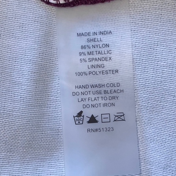 Vince Camuto Sequin/Metallic Bell Sleeve Top In Arresting Plum Size M NWT - Picture 11 of 13